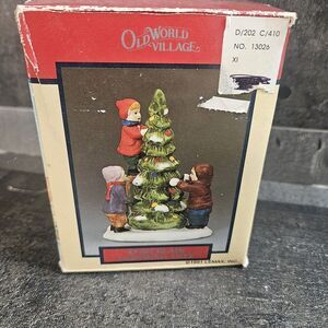 Vintage 1991 Lemax Old World Village Porcelain "Trimming Tree" Figurine